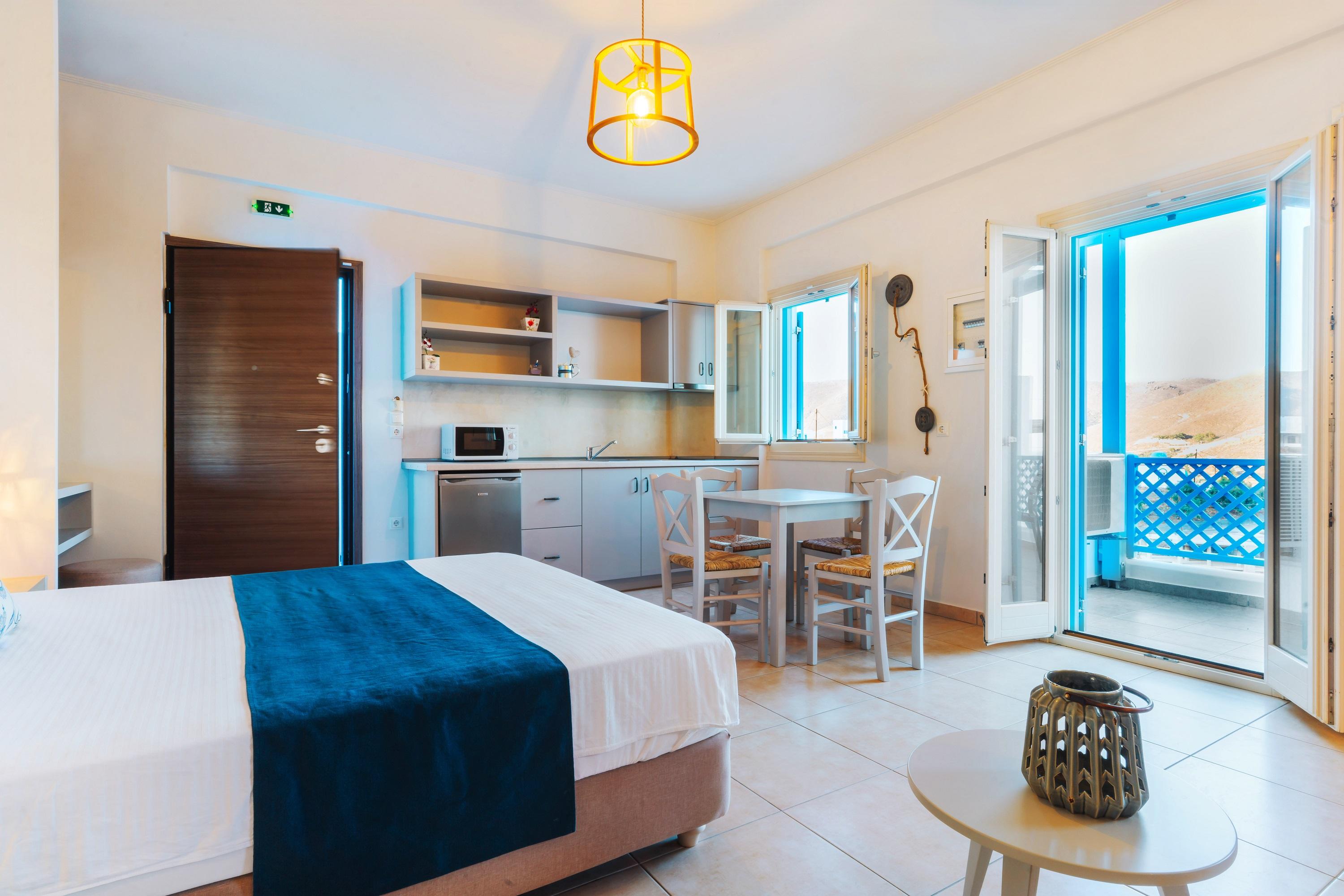 Aelia Apartments & Suites Livadi  Extérieur photo