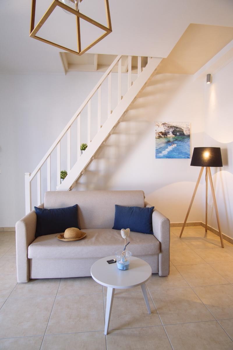 Aelia Apartments & Suites Livadi  Extérieur photo